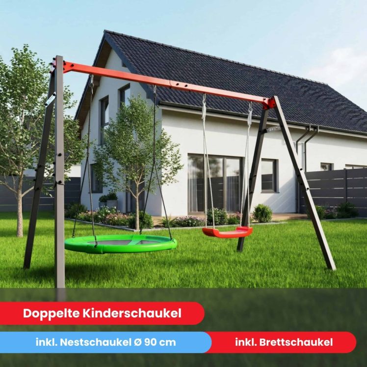 K-Sport Doppelschaukel im Garten vor Haus mit Nestschaukel und roter Kinderschaukel im Einsatz