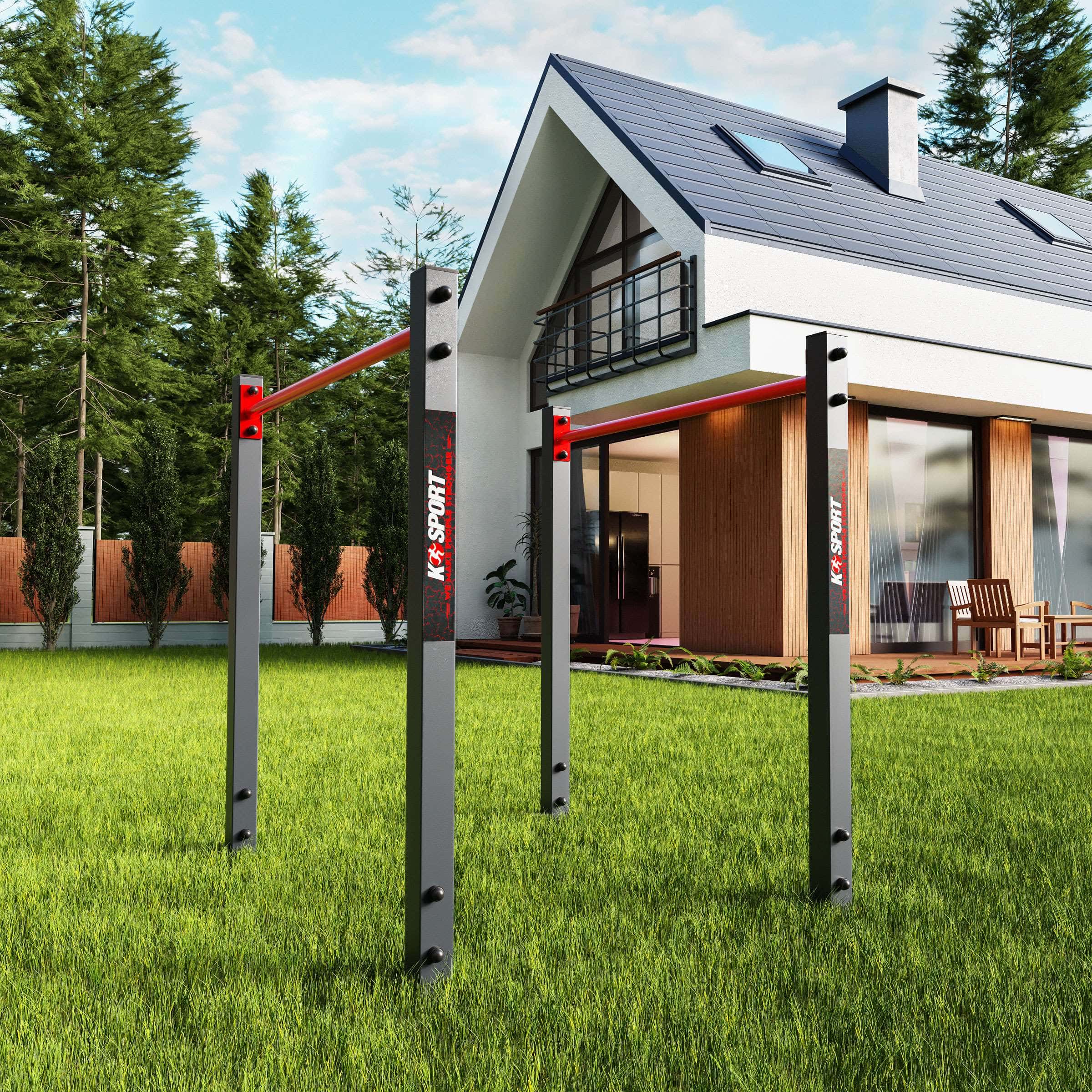 Auf Gras aufgestellte Parallelbarren