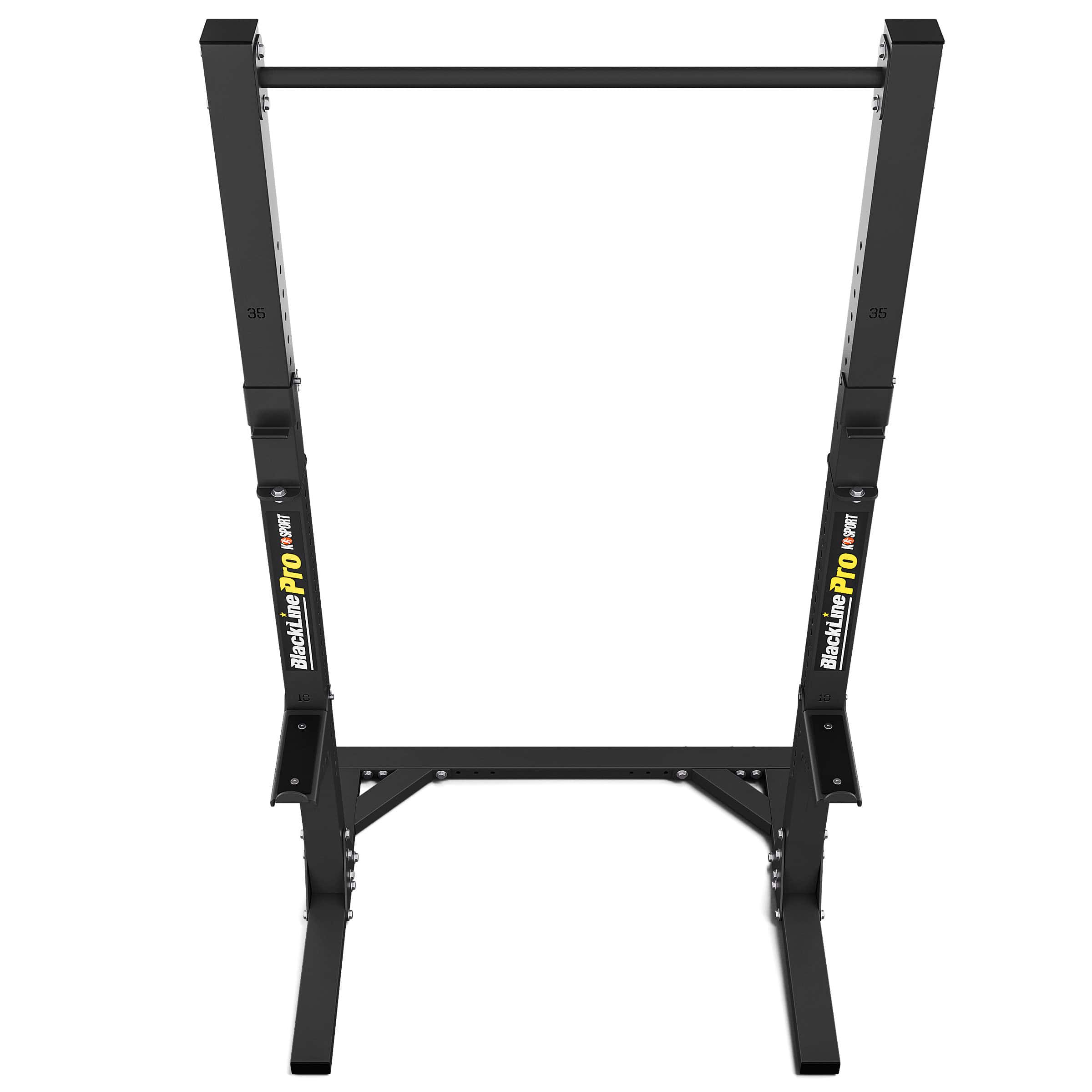 Stabile Vorderansicht des Blackline Pro Squat Racks mit breitem Standfuß