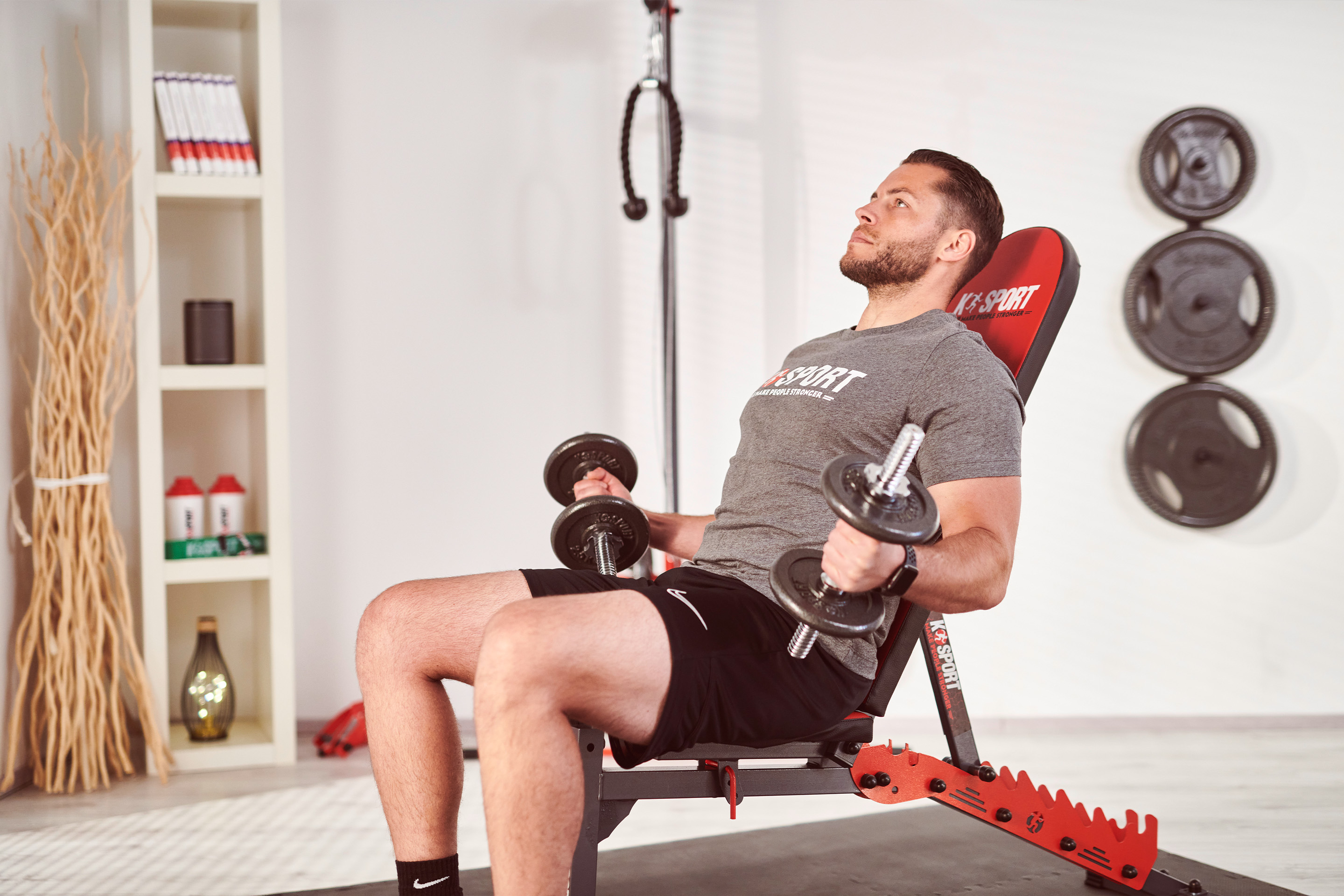 Dein K-Sport Home Workout - Bizeps Curls