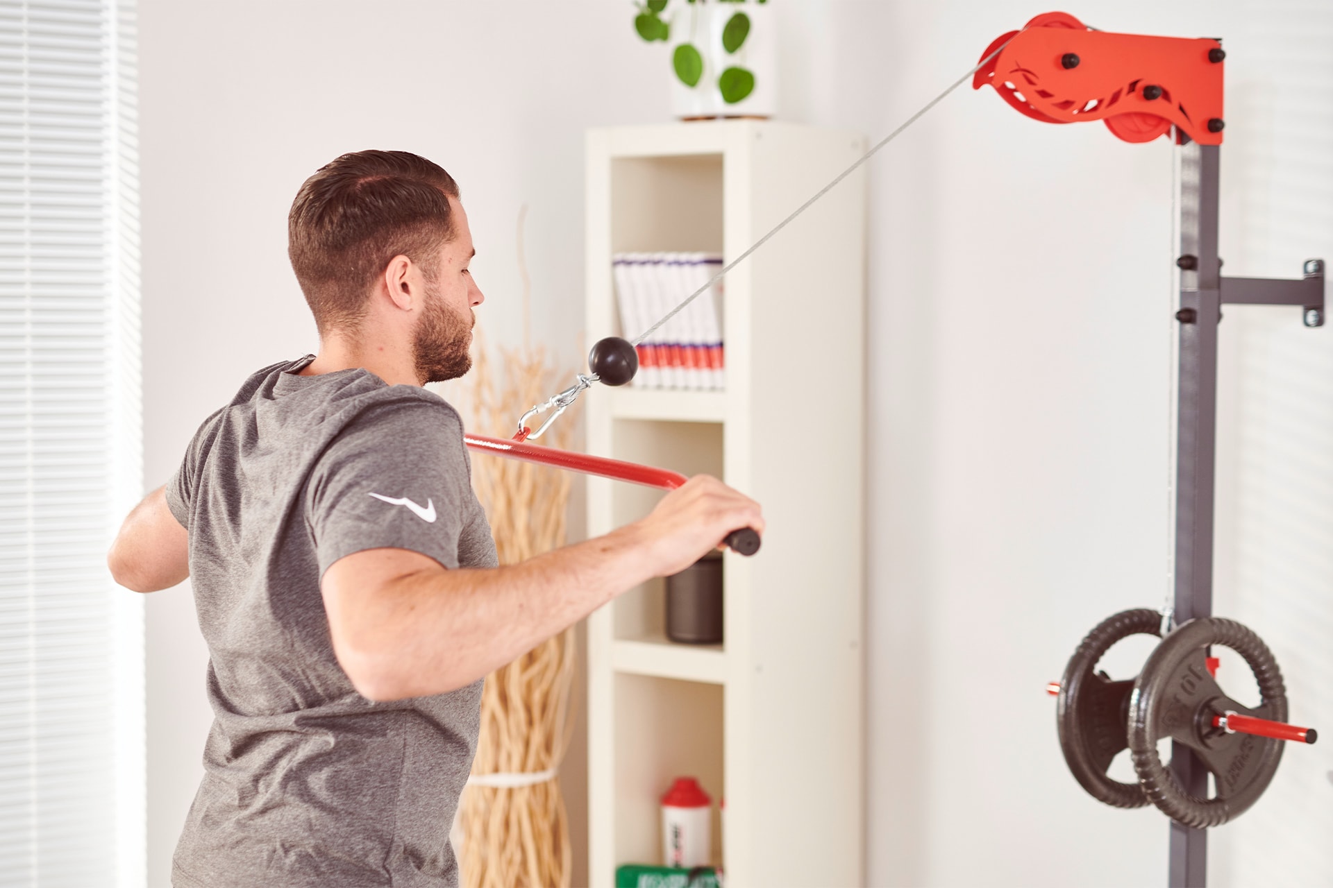 Dein K-Sport Homeworkout – Rudern stehend